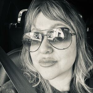 Meet your Posher, Janice